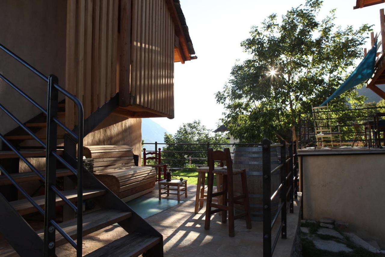 La Casa Di Paglia B&B Verrayes Bagian luar foto