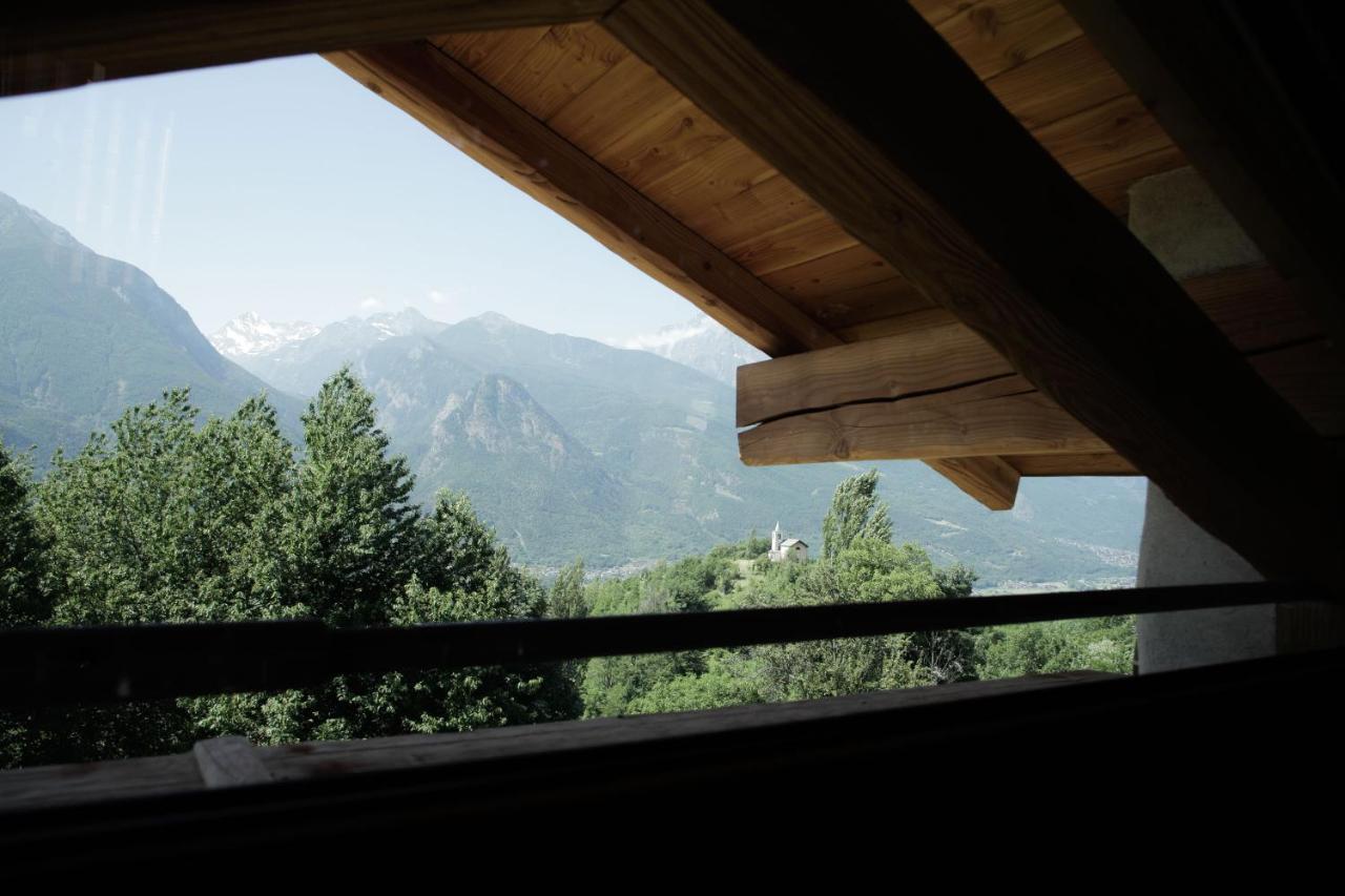 La Casa Di Paglia B&B Verrayes Bagian luar foto