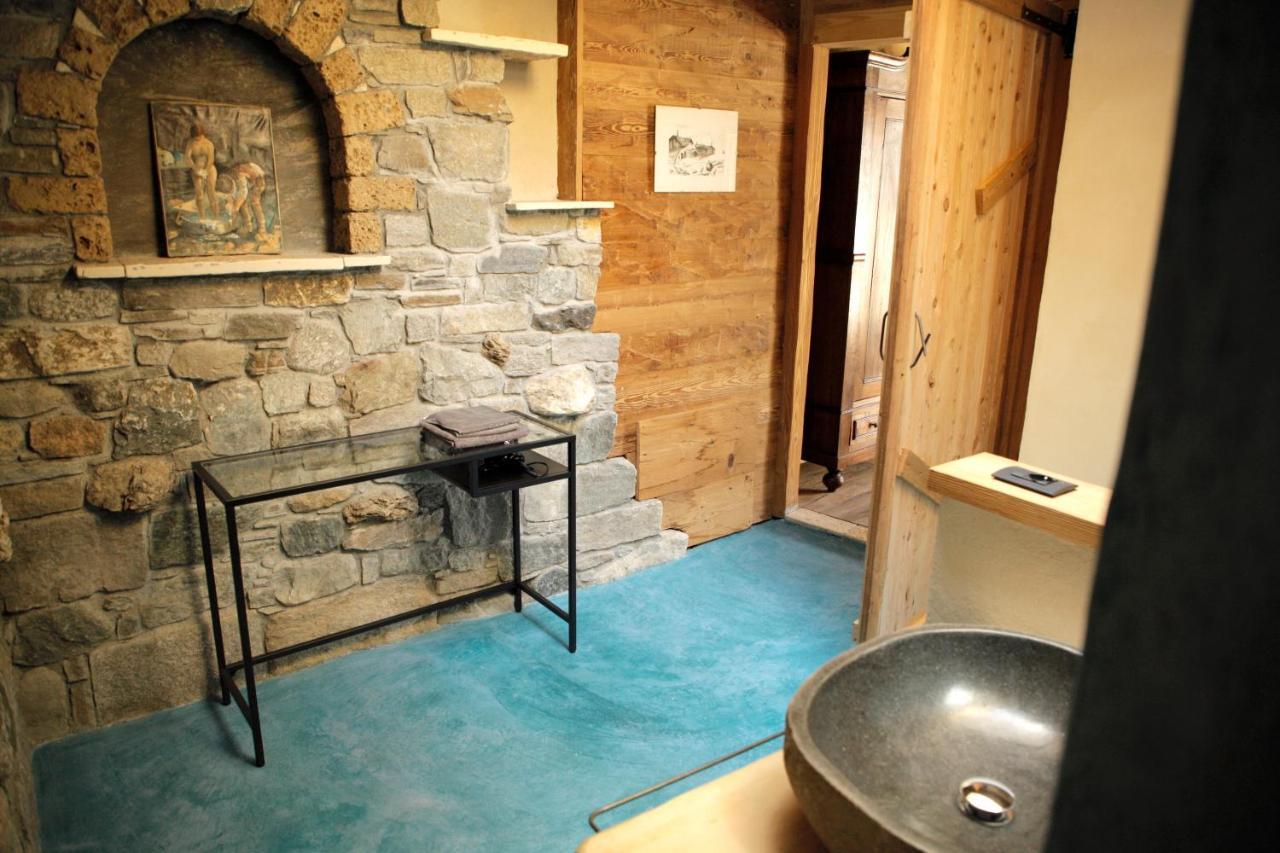 La Casa Di Paglia B&B Verrayes Bagian luar foto